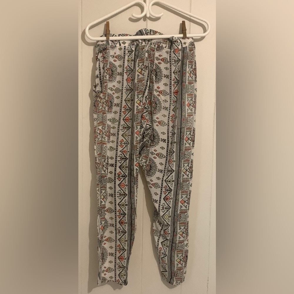 (2 for $20)Billabong Ladies causal pant XL guc